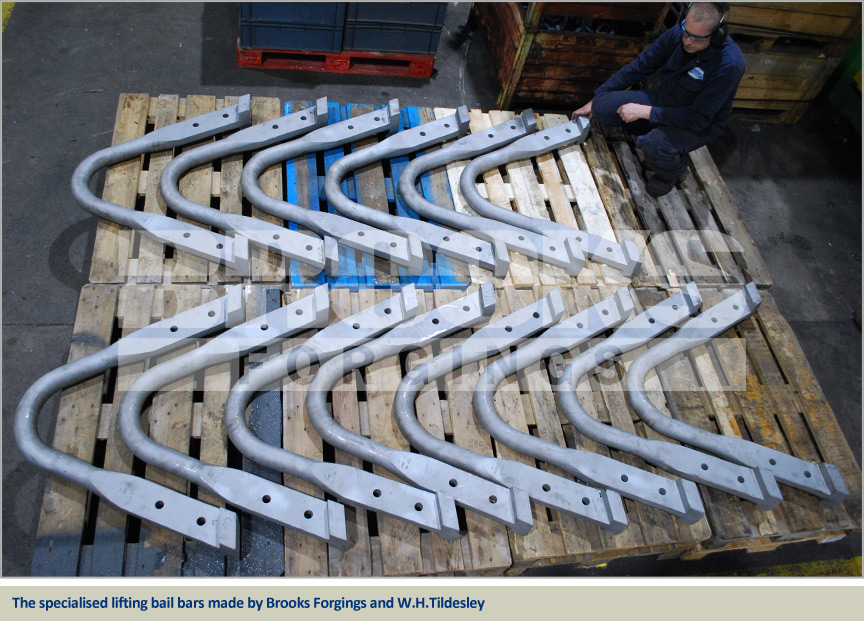 bail bars for crucibles of molten aluminium